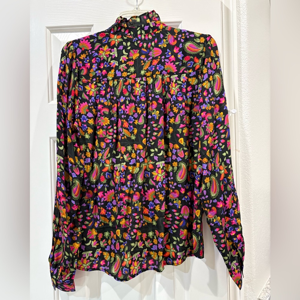Floral Black Blouse - Picture 6 of 7